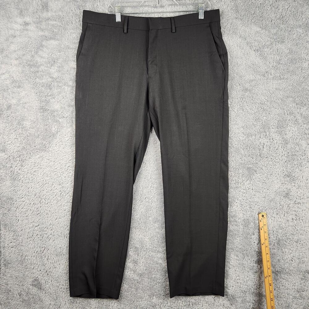 Haggar Premium Comfort Dress Pants Mens 36x30 Gray Straight Fit Business Work